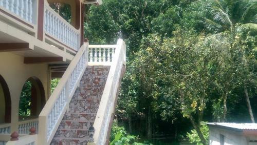 River Side House