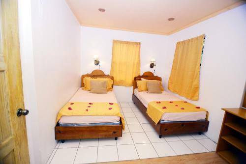 Hotel Hummingbird Beach Resort