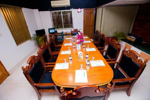 Hotel Golden Deer