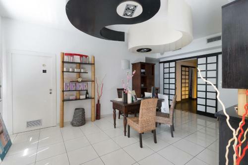 Silver Hotel