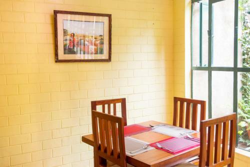 Hostal Leon Villas Guest House
