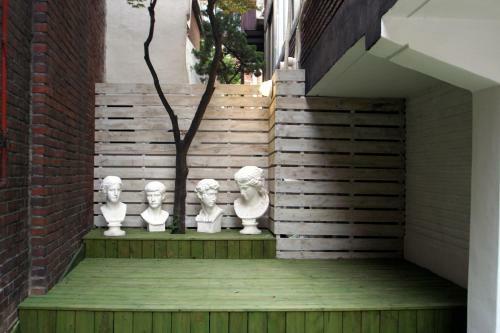 Hostal Grape Garden House
