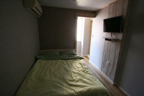 Hostal Grape Garden House