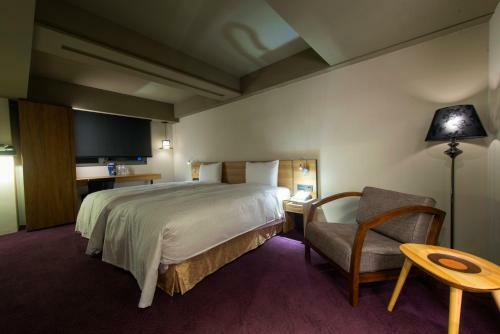 Simple + Hotel