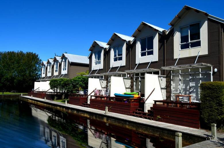 Hotel Twinlake Villas