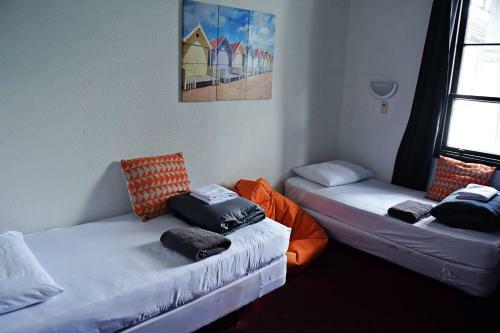 Bob's Hostel