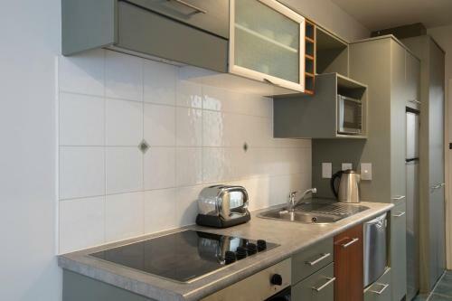 Aparthotel Quest Atrium Serviced Apartments