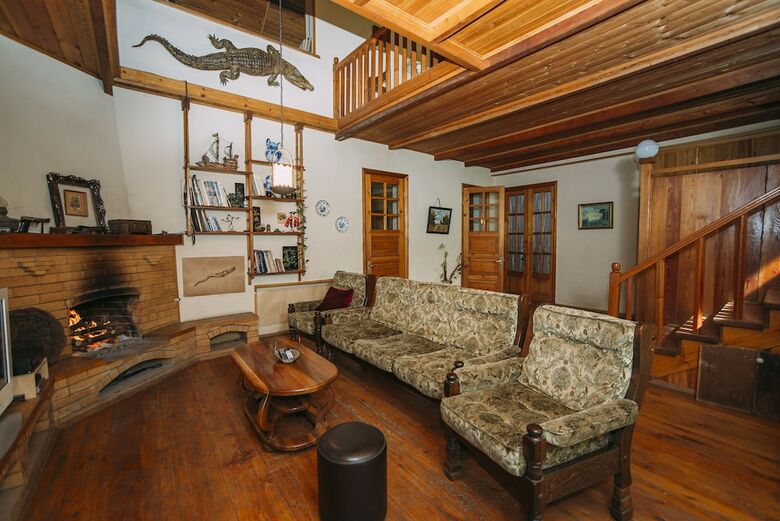 Hostal Bolnisi Prime House