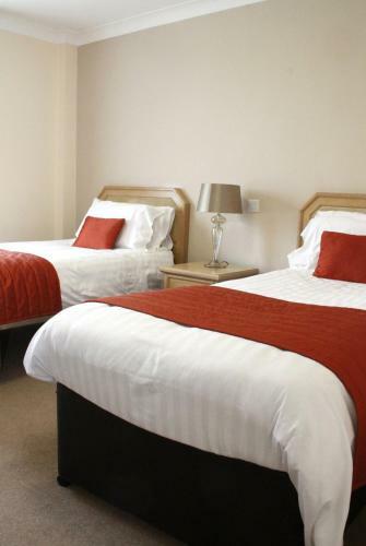 Exeter Court Hotel