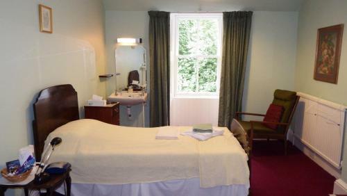 Hostal Whitchester Christian Centre