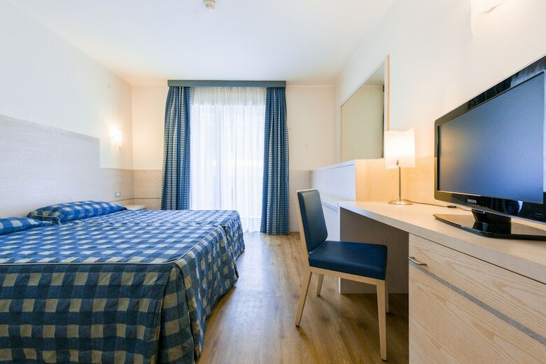 Caravel Bike Hotel
