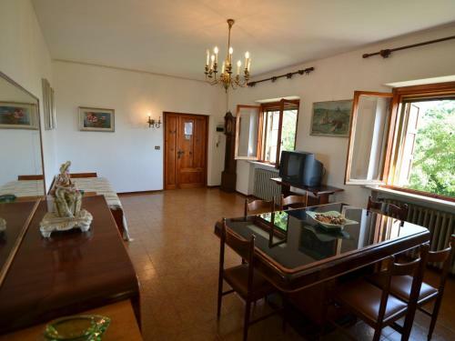 Lovely Holiday Home With Pool In Monte Colombo