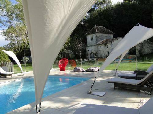 Hostal Ch�teau De Courtebotte