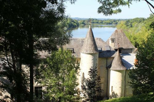 Hostal Ch�teau De Courtebotte