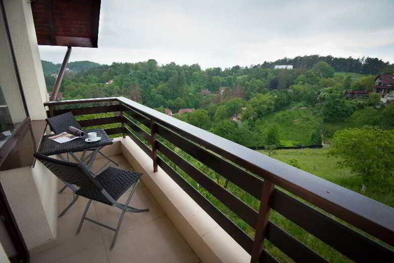 Hostal Pensiunea Toscana