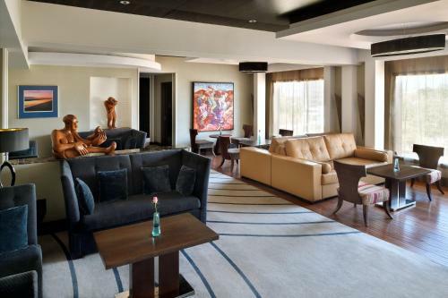 Hotel Sankara Nairobi, Autograph Collection