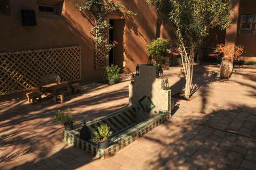 Hostal Dar Sofar