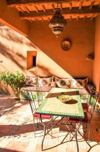 Hostal Dar Sofar