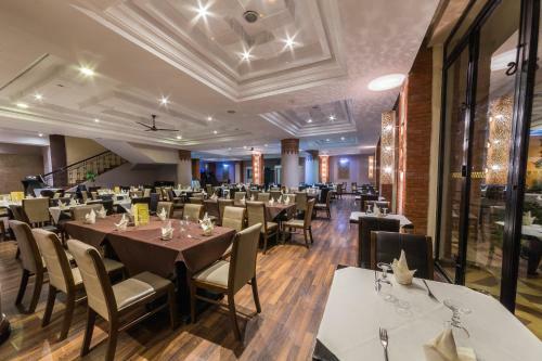 Zalagh Kasbah Hotel & Spa