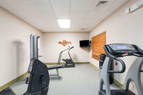 Hotel Wingate By Wyndham - Sulphur