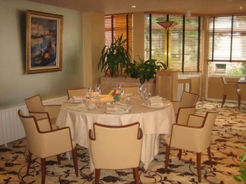 Hotel Le Logis De Brionne