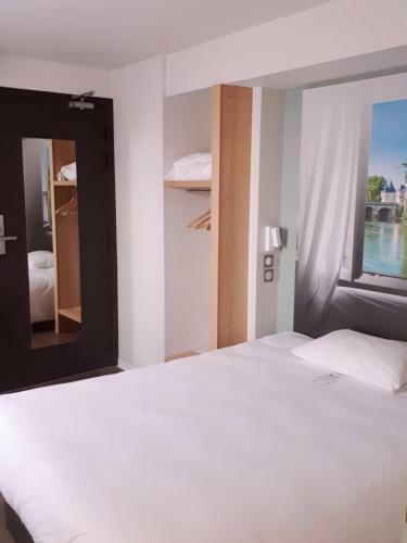 Hotel B&B H�tel Chatellerault