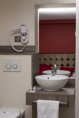 Brit Hotel Confort Foix