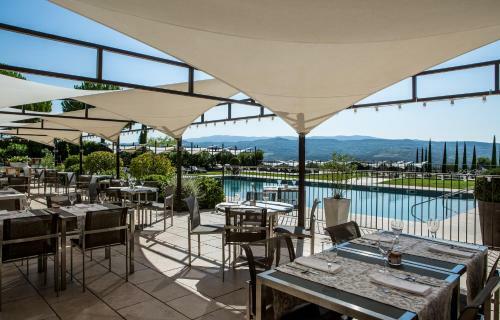 Hotel Coquillade Village
