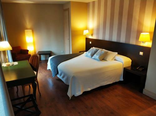 Hotel Puerta Del Arco