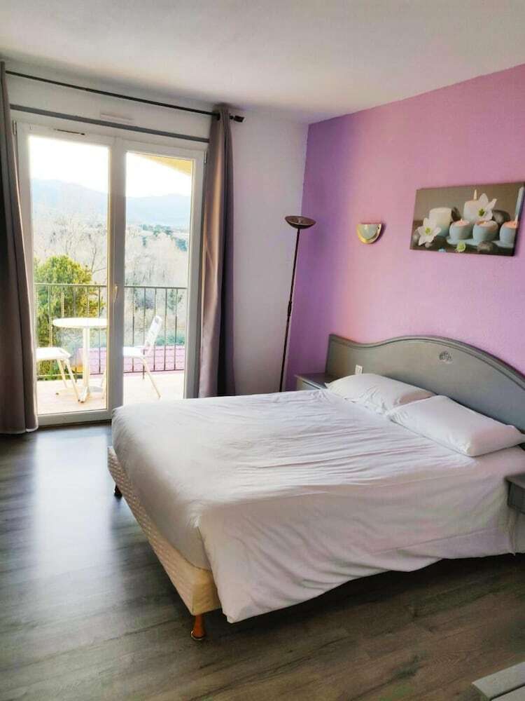 Hotel Le Neoulous
