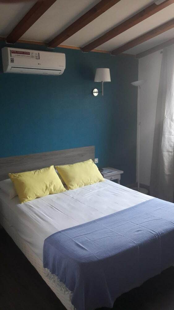 Hotel Le Neoulous