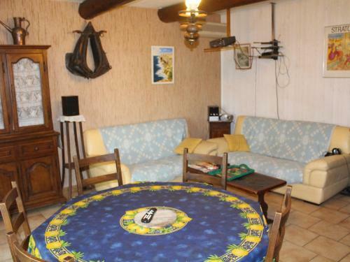 Extravagant Holiday Home In Piolenc With Private Pool