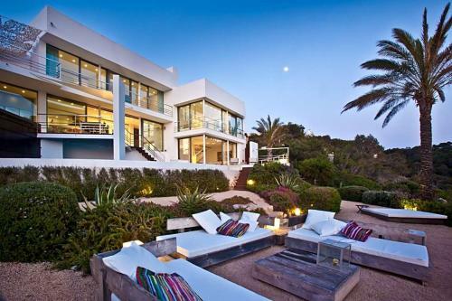 Cala Vadella Villa Sleeps 6 Pool Air Con Wifi
