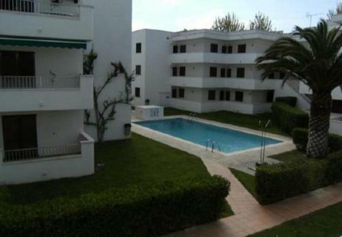 Apartamentos Cala Montgo