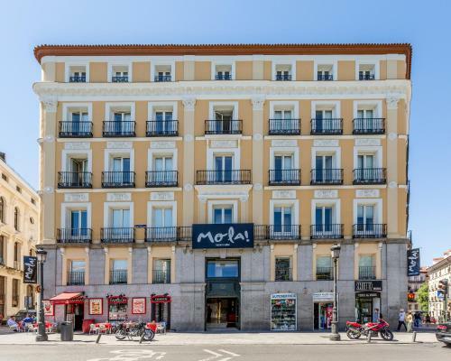 Mola Hostel