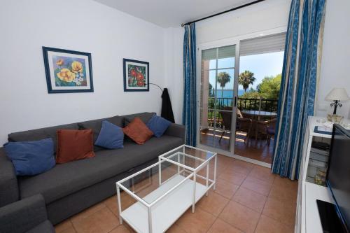 Ladera Del Mar Apartments