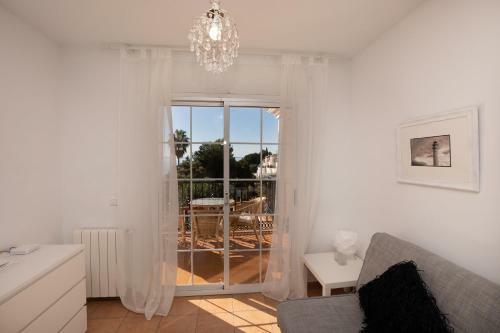 Ladera Del Mar Apartments