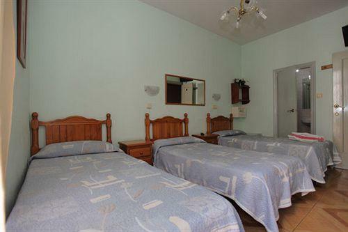 Hostal Fuentesol