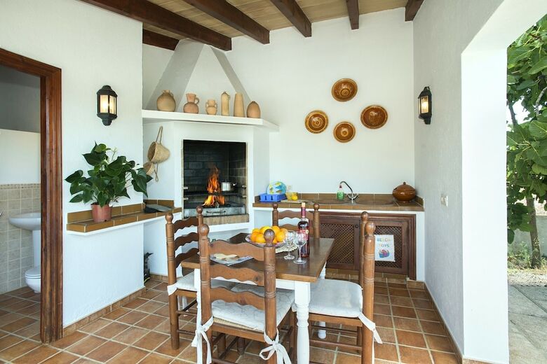 Beautiful Villa Moya With Great Views