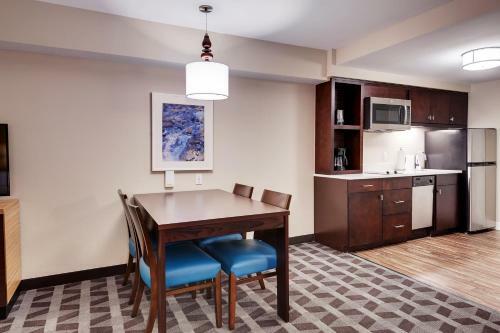 Hotel Towneplace Suites By Marriott Austin Parmer/tech Ridge