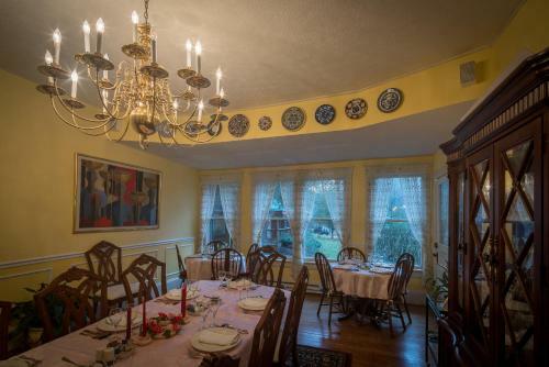 Bed & Breakfast Taylor House Inn