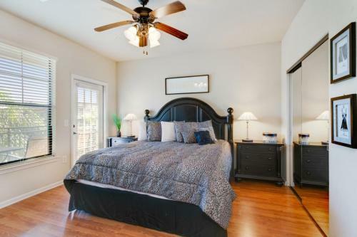 Charo Apartment 906