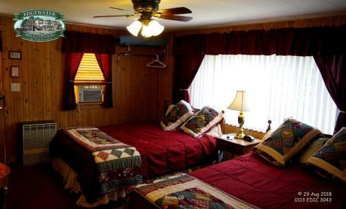 Posada Edgewater Inn & Cottages
