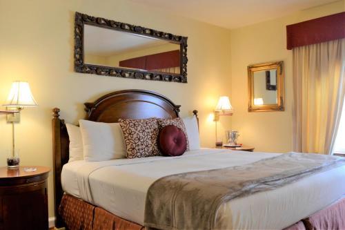 Posada Excelsior Inn