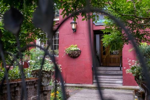 Posada Excelsior Inn