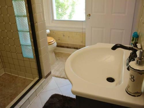 Bed & Breakfast Manayunk Chambers Guest House