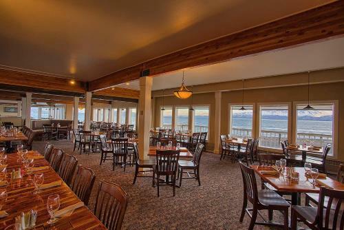Hotel Land's End Resort