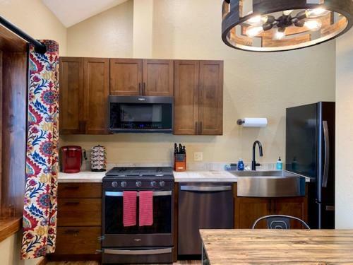 Baycrest Lodge