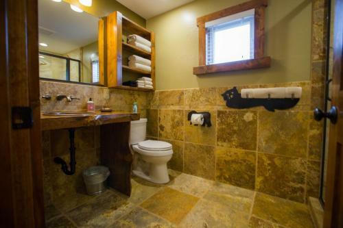 Baycrest Lodge