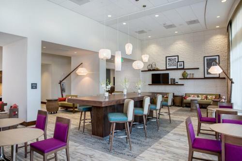 Hotel Hampton Inn & Suites Oahu/kapolei, Hi - Free Breakfast
